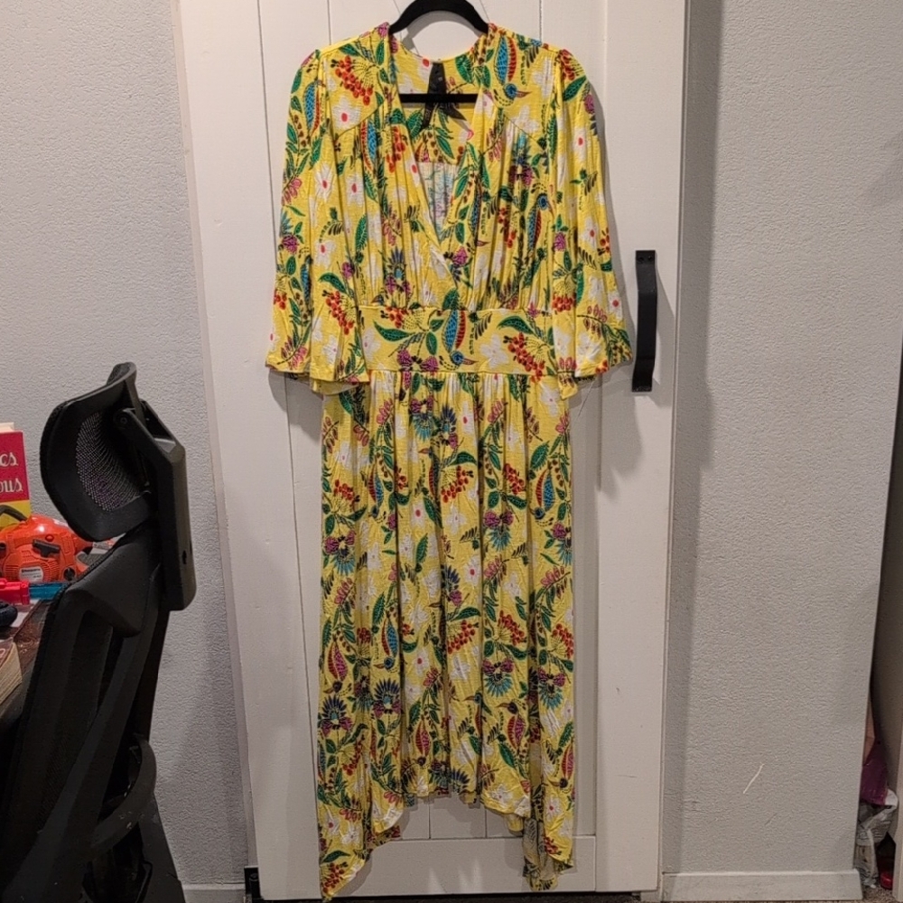 Melissa McCarthy Yellow Colorful Floral High Low Dress with Bell Sleeves Size 1X